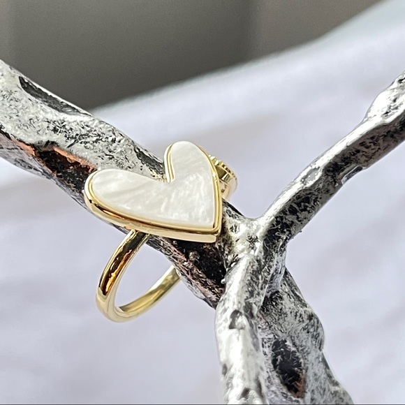 18K Gold Plated Elegant Shell Heart Adjustable Ring for Woman - Picture 14 of 16